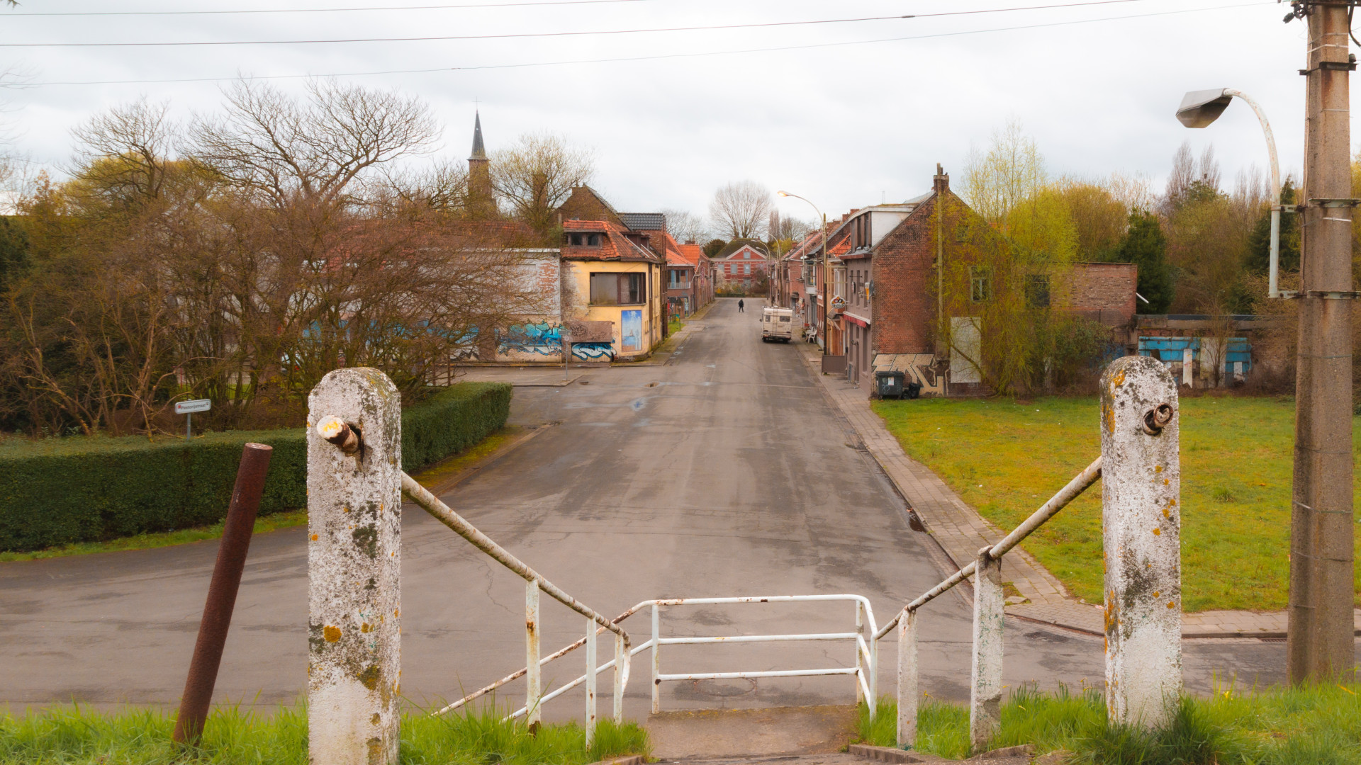 Verlaten straat in het dorp Doel