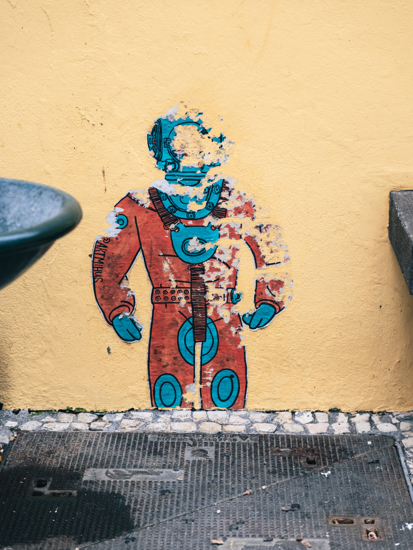 Weathered 'Artmihus' Vintage Diver Street Art, Funchal