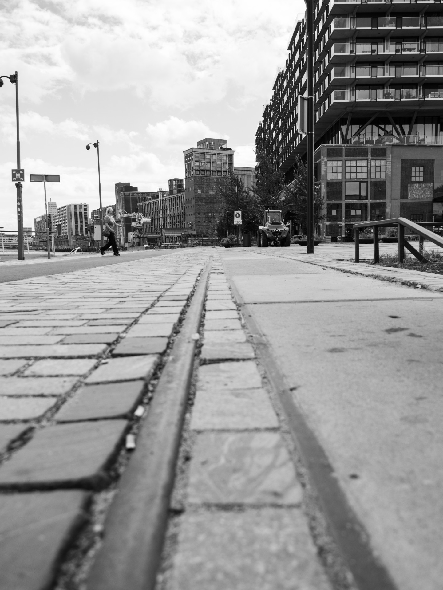 Urban Pathways in Rotterdam