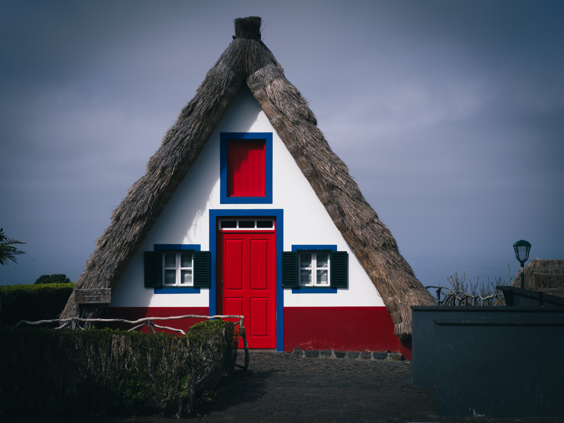 Traditional Thatched House (Casa Típica) in Santana, Madeira