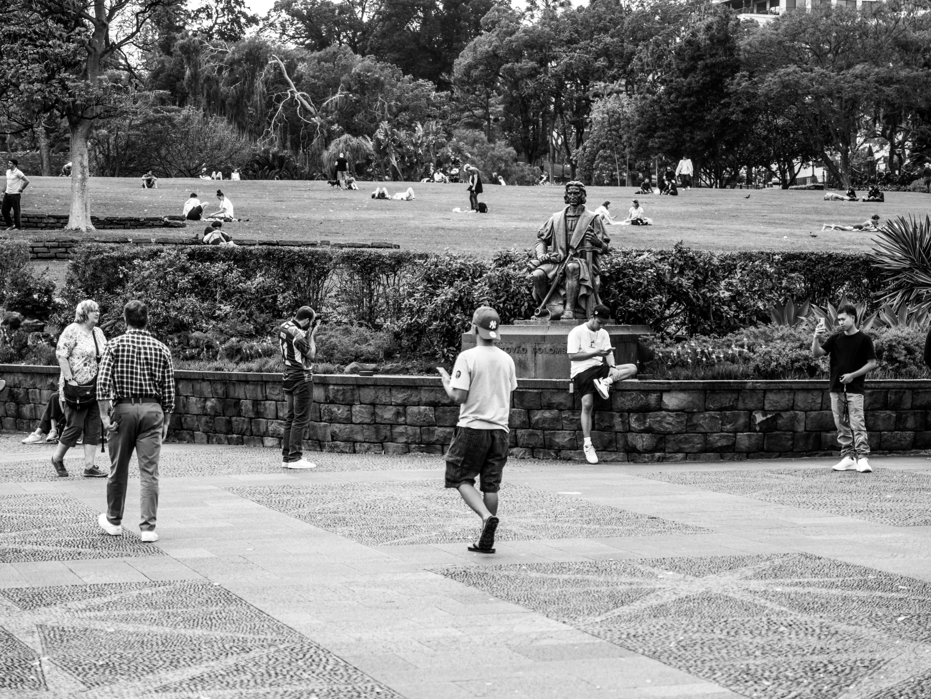 Columbus Statue (Cristóvão Colombo) in Santa Catarina Park