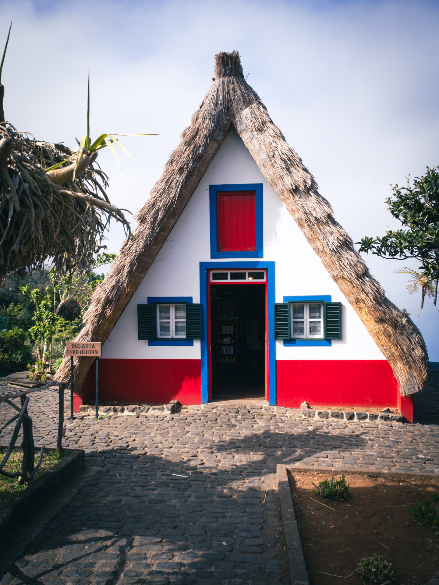 Traditional Thatched House in Santana, Madeira